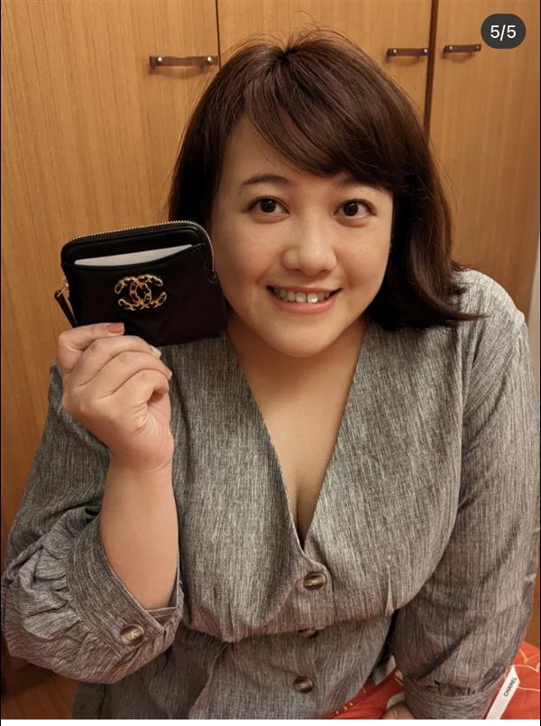 2026127215436966 210